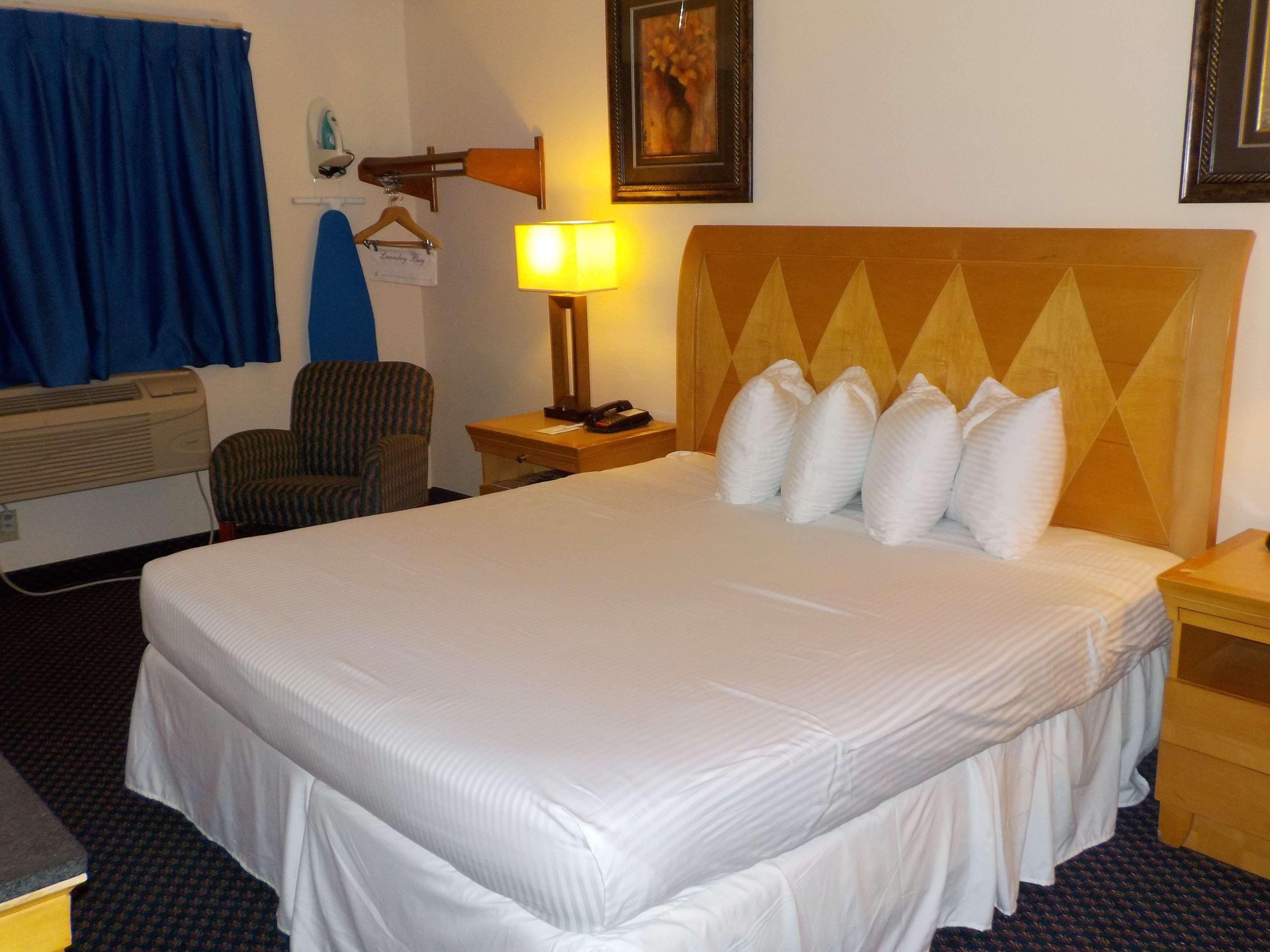 Best Western Plus Stevens County Inn Hugoton Экстерьер фото