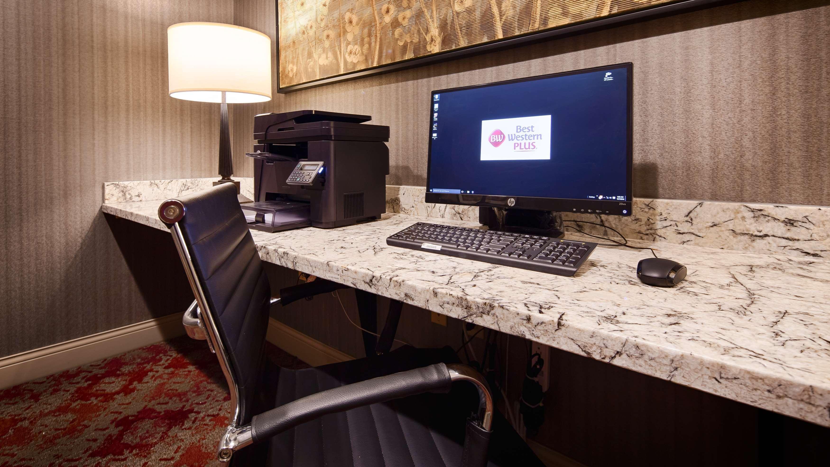 Best Western Plus Stevens County Inn Hugoton Экстерьер фото