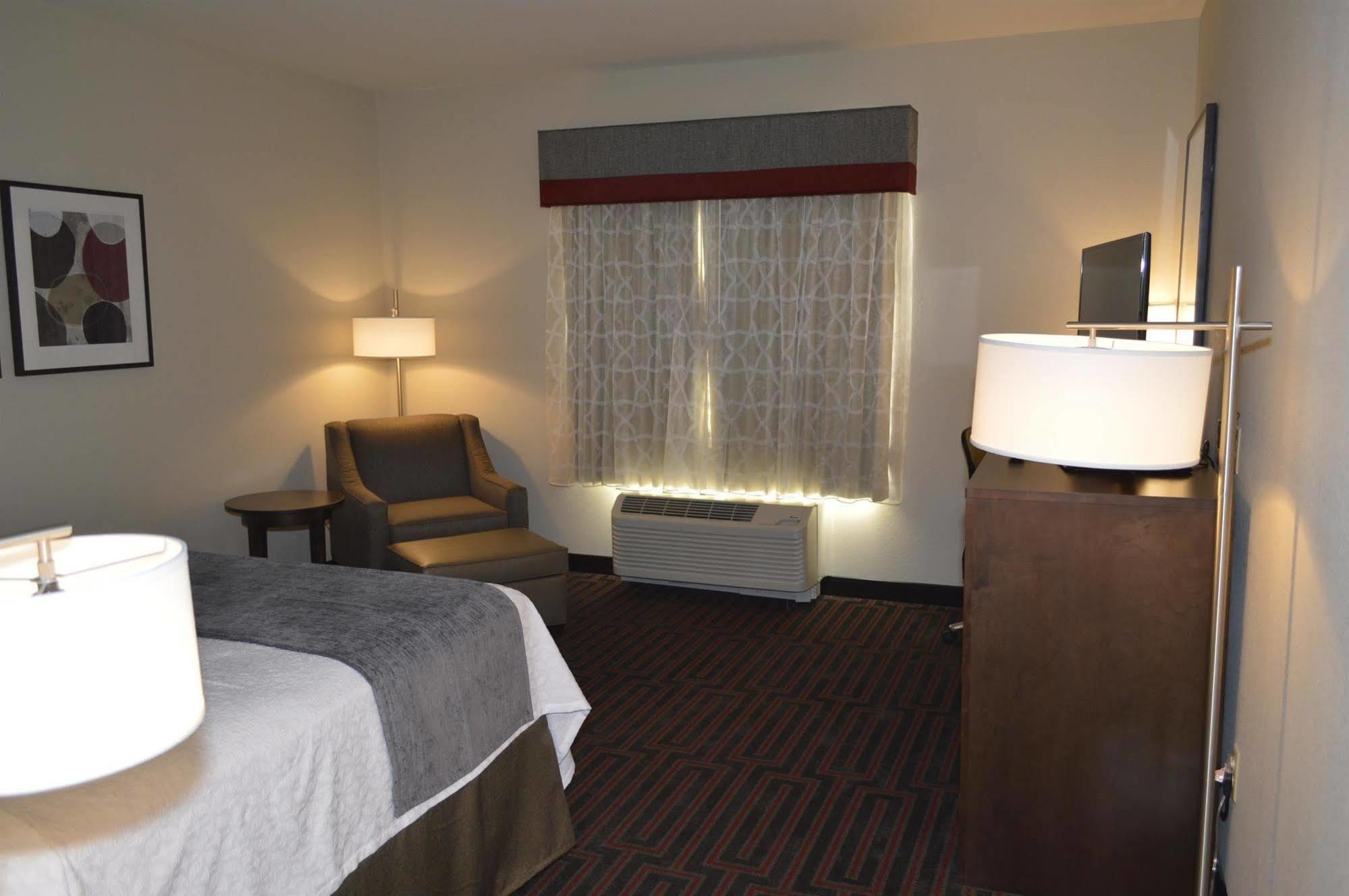 Best Western Plus Stevens County Inn Hugoton Экстерьер фото